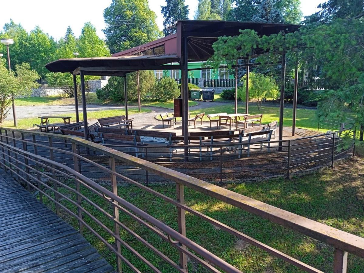 Hotel Forestyma Годонин Экстерьер фото